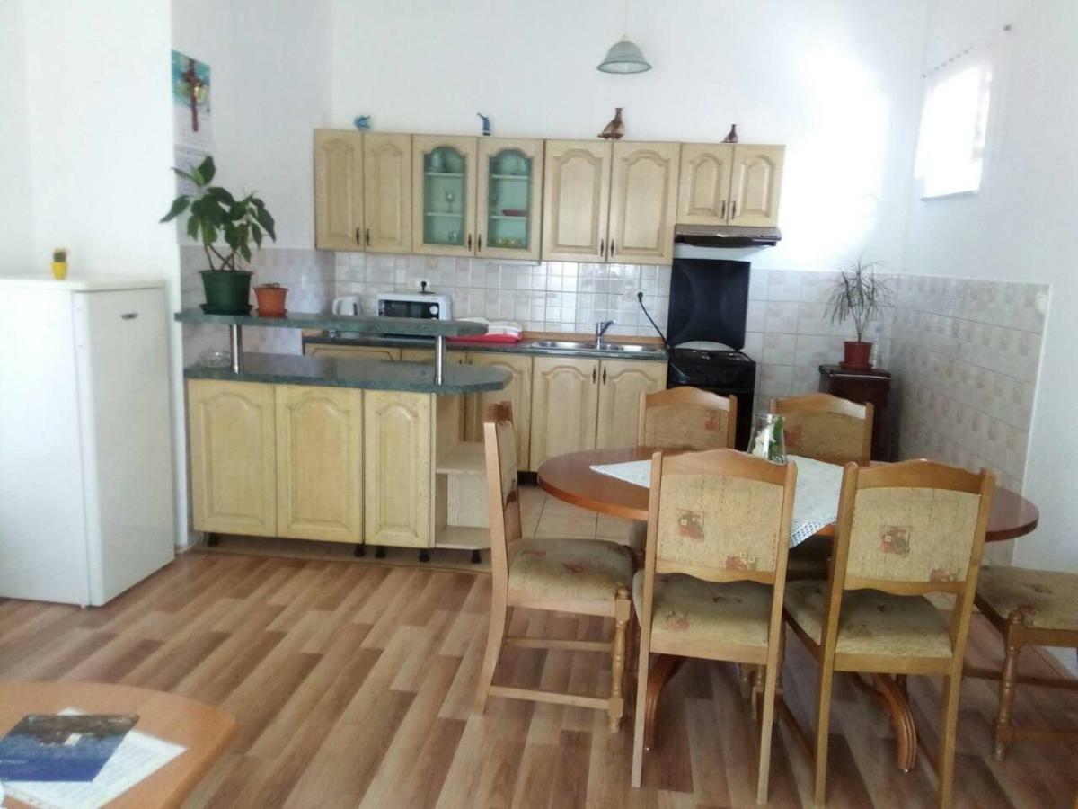 Apartment Zoki 1 Senj  Esterno foto
